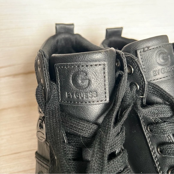 G by GUESS Women’s Fashion Sneakers – Size 9M - Picture 2 of 4